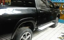 CB 986 OVER VENDER HILUX REVO