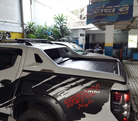 CB-798 CB-798M-CMND-P ROLLER LID+ROLL BAR CARRYBOY MITSUBISHI TRITON 2022 3 ~blog/2022/3/7/whatsapp_image_2022_03_07_at_14_08_58