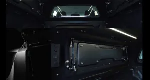 NOMAD (NM) CANOPY STEEL NOMAD (NM)-CTRD TOYOTA HILUX 2025 7 ~dl/2025/12/18/interior